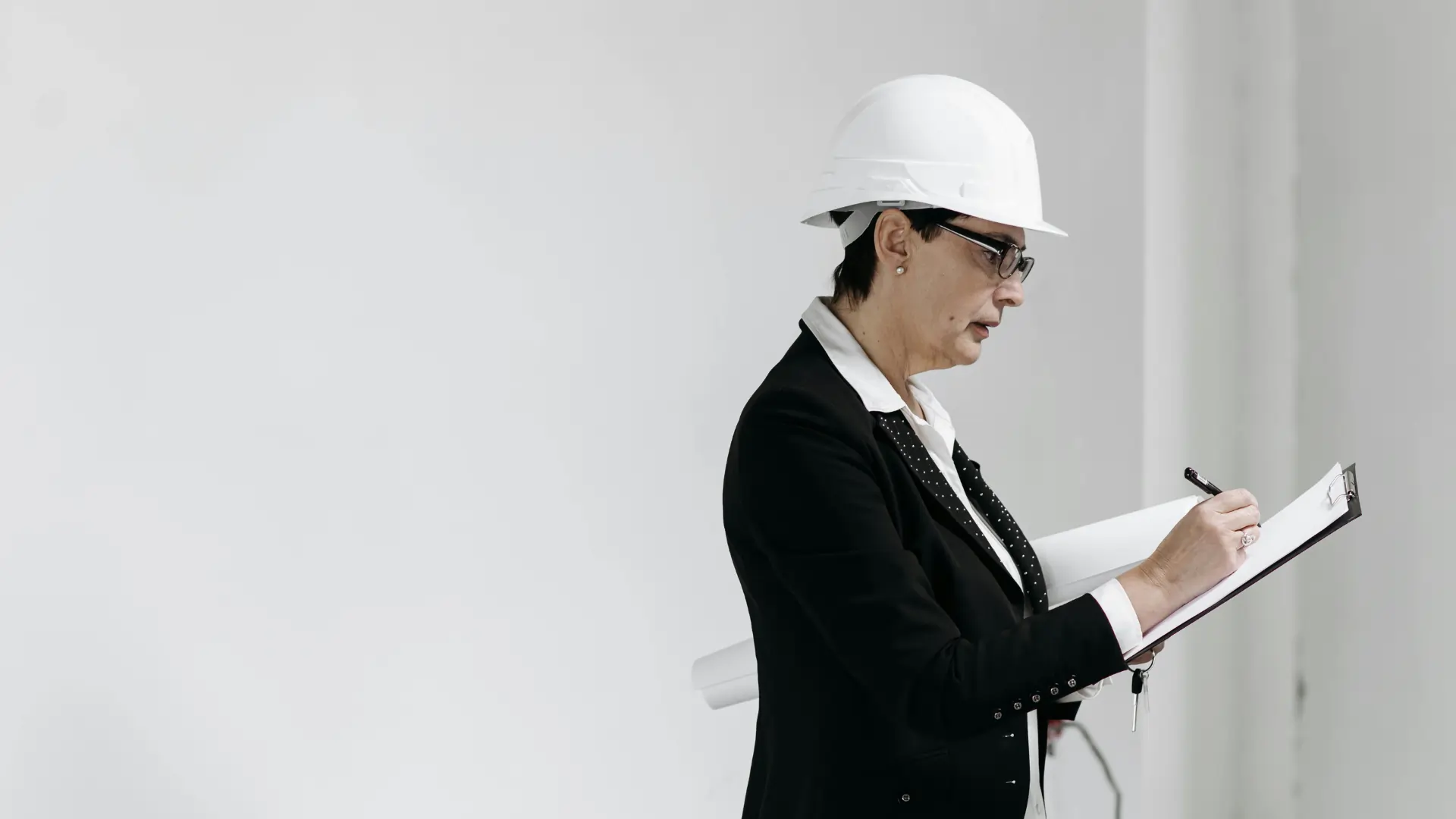 HUD consultants from NSPIRE Experts guiding property inspection and compliance prep